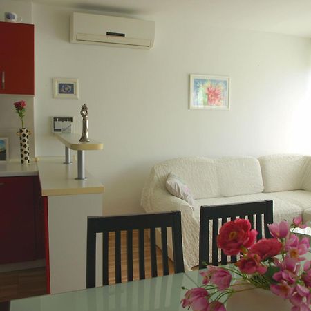 Sunny Apartment Split Exterior photo